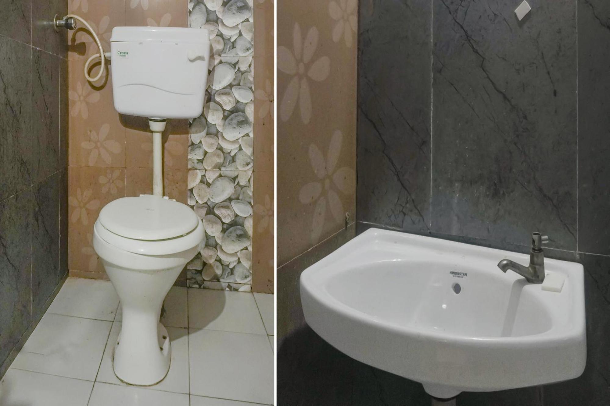 Hotel O Peacock Lodging Kharakvasla Екстериор снимка