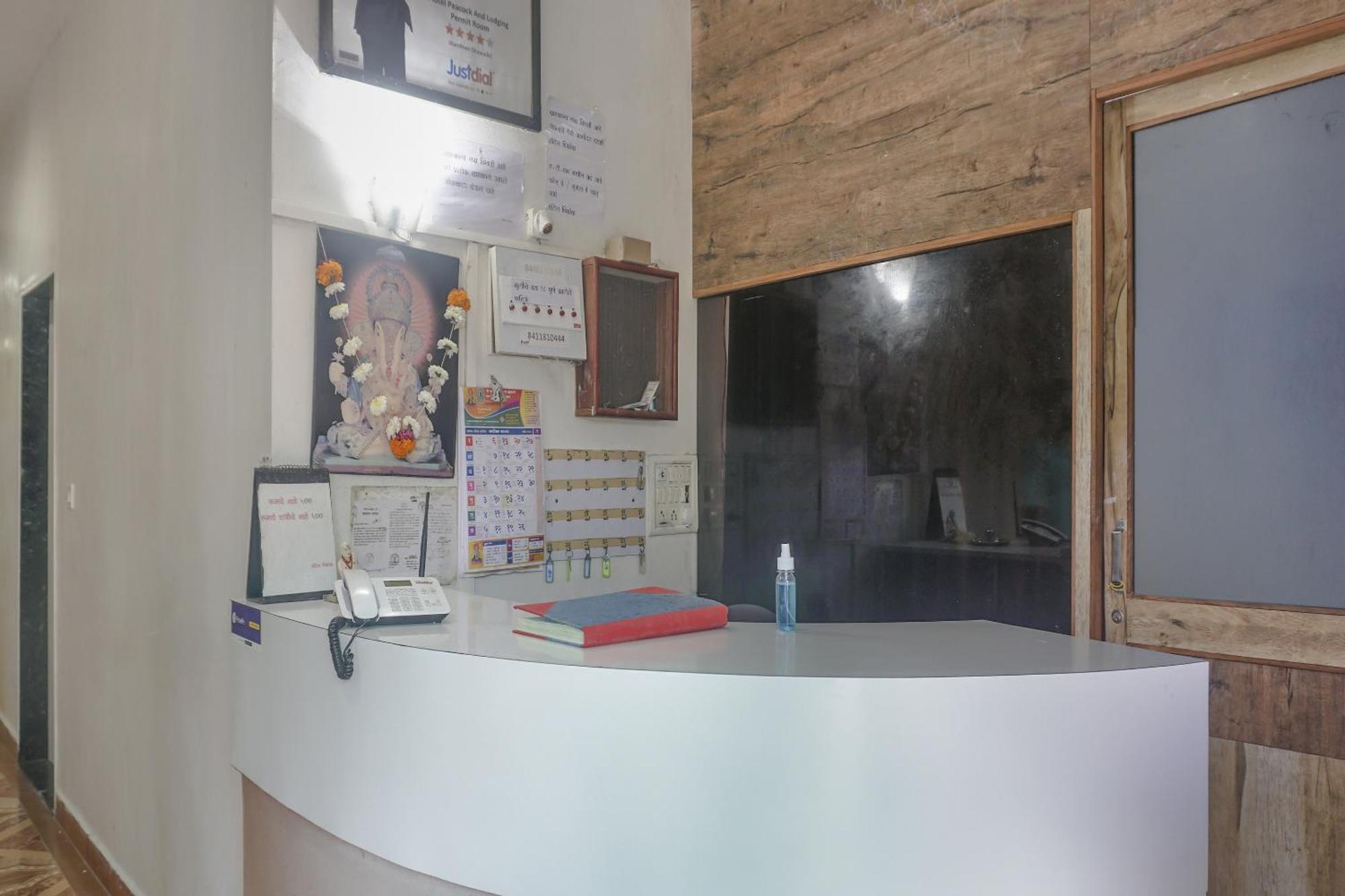 Hotel O Peacock Lodging Kharakvasla Екстериор снимка